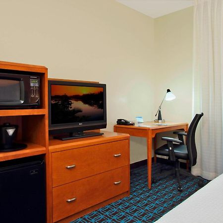 Fairfield Inn & Suites Fresno Кловис Екстериор снимка