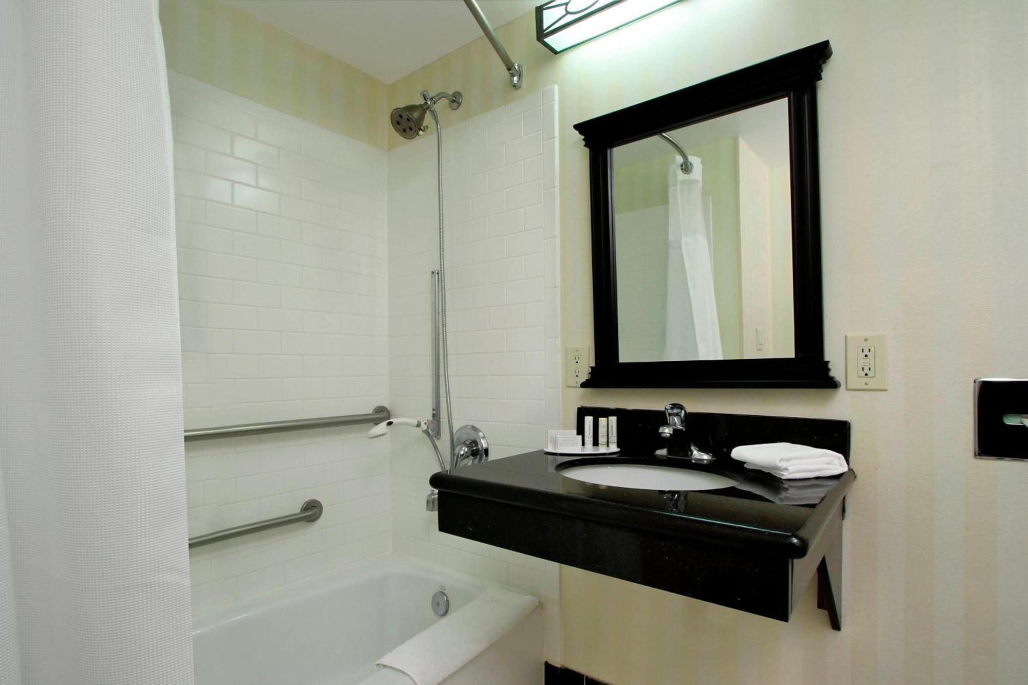 Fairfield Inn & Suites Fresno Кловис Екстериор снимка