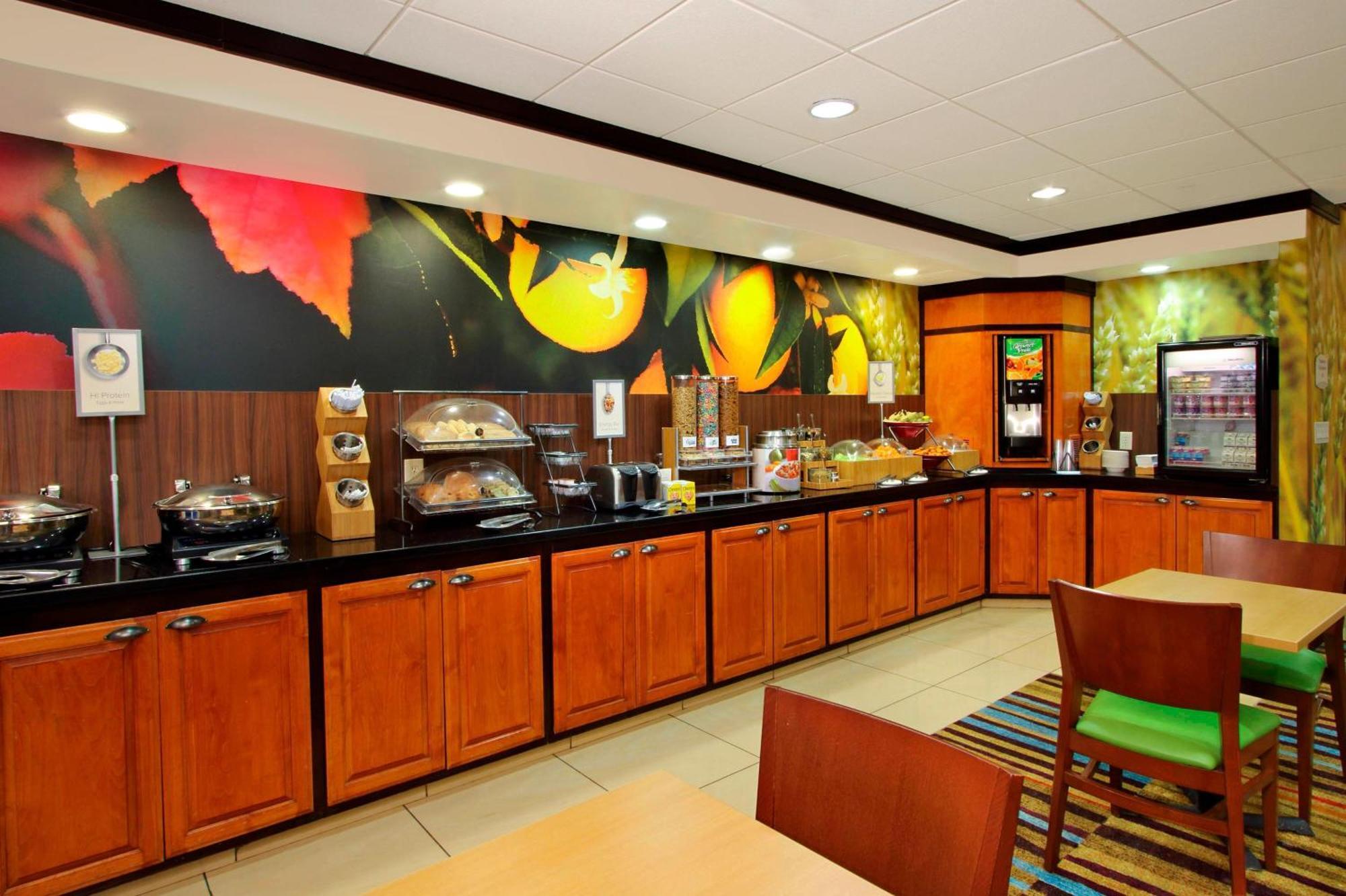 Fairfield Inn & Suites Fresno Кловис Екстериор снимка