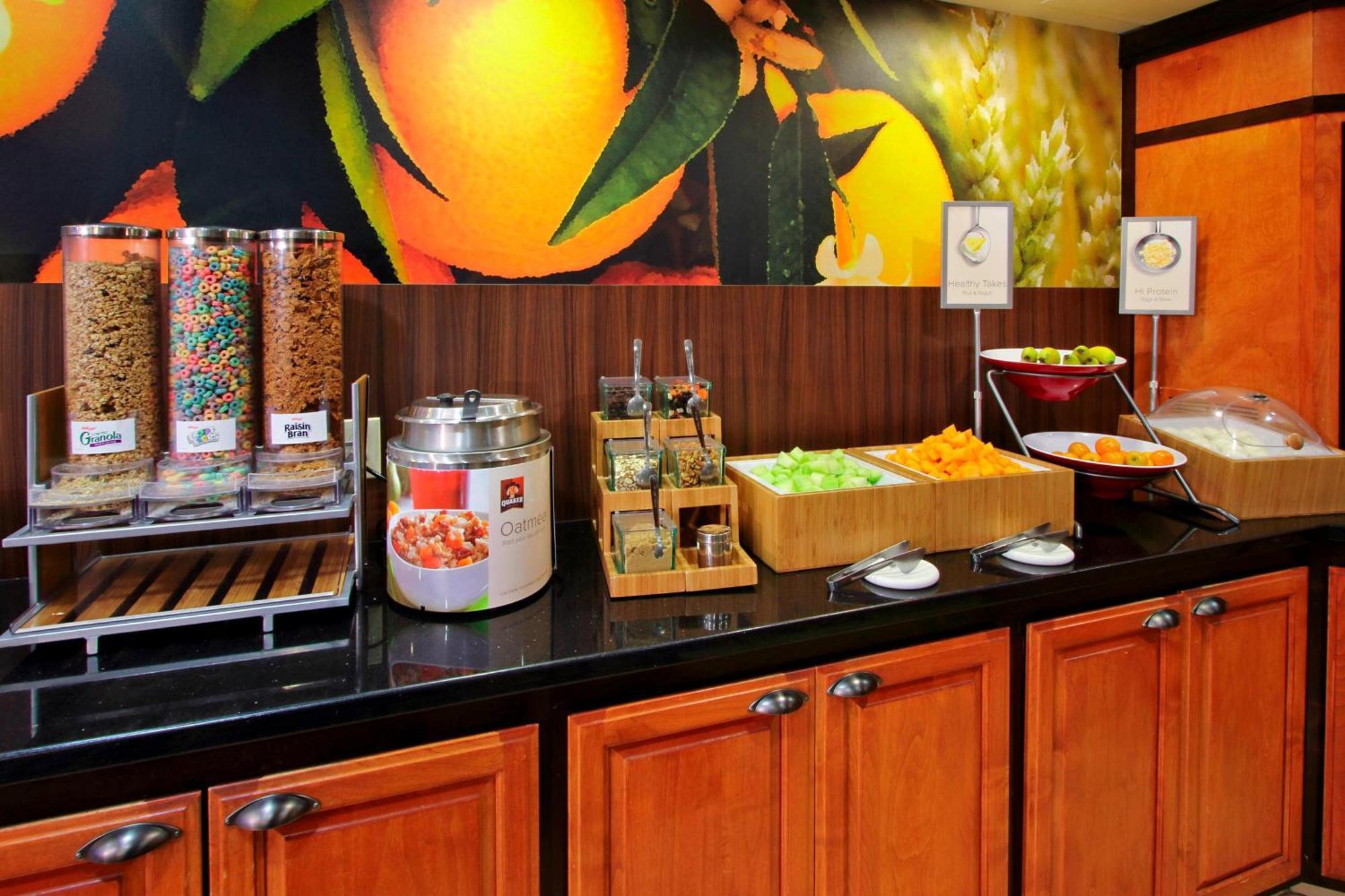 Fairfield Inn & Suites Fresno Кловис Екстериор снимка