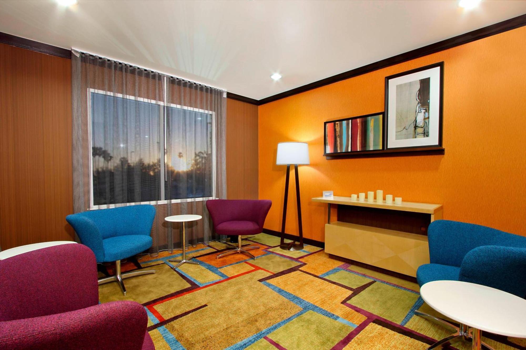 Fairfield Inn & Suites Fresno Кловис Екстериор снимка