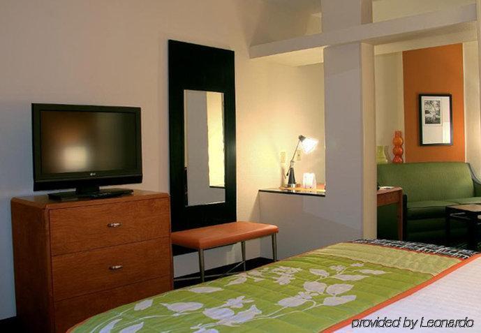 Fairfield Inn & Suites Fresno Кловис Стая снимка