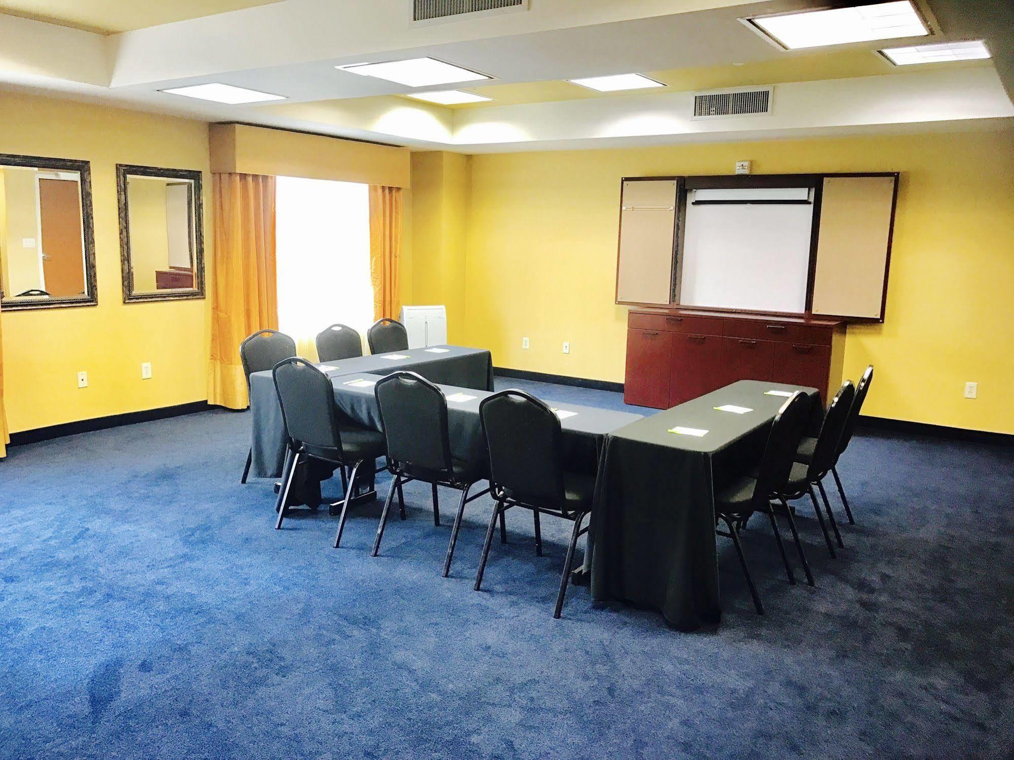 Fairfield Inn & Suites Fresno Кловис Екстериор снимка
