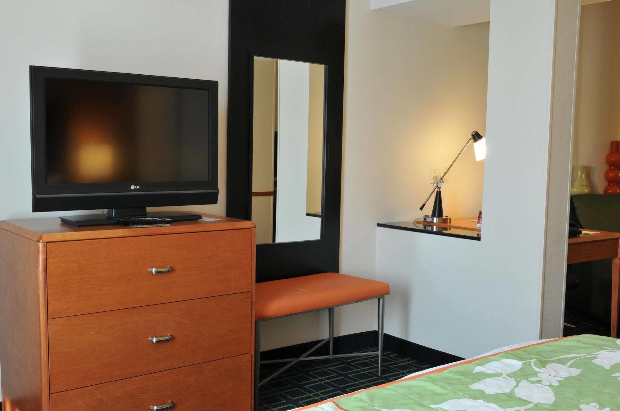 Fairfield Inn & Suites Fresno Кловис Екстериор снимка