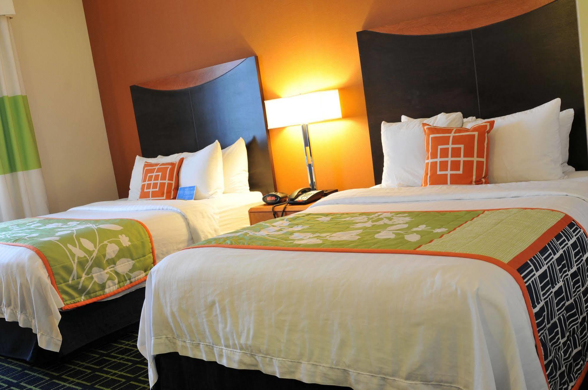 Fairfield Inn & Suites Fresno Кловис Екстериор снимка